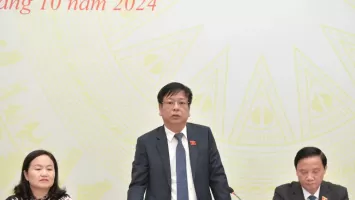 Khơi thông điểm nghẽn, kiến tạo phát triển