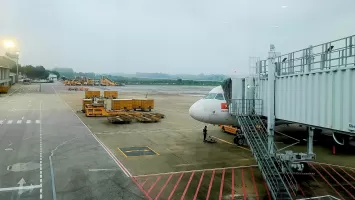 Nghệ An: Xem xét bố trí 2.394 tỷ đồng tiền sử dụng đất 4 khu đô thị để nâng cấp, mở rộng Sân bay Vinh, xây dựng cầu dẫn với cảng nước sâu Cửa Lò