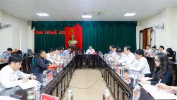 Chủ tịch UBND tỉnh Nghệ An Nguyễn Đức Trung tiếp công dân định kỳ tháng 3/2024