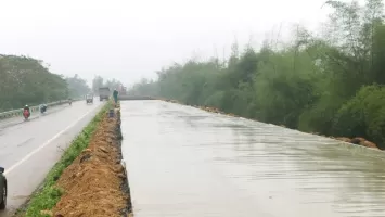 Sở Giao thông - vận tải trả lời cử tri xã Hưng Lĩnh, huyện Hưng Nguyên về xây dựng kè chắn taluy và xây lại mương thu gom nước trên tuyến đường du lịch ven sông Lam