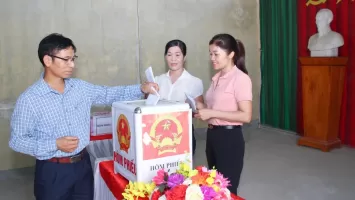 100% cử tri tham gia bỏ phiếu về Đề án sắp xếp đơn vị hành chính giai đoạn 2023 - 2025 tại huyện Nam Đàn