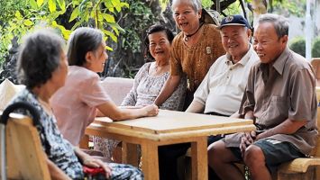 Công an tỉnh trả lời cử tri phường Quỳnh Phương, thị xã Hoàng Mai về việc lợi dụng người cao tuổi để trục lợi