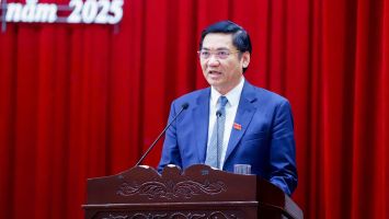 Kỳ họp thứ 34 HĐND tỉnh: Kiện toàn nhân sự chủ chốt UBND tỉnh, đáp ứng yêu cầu lãnh đạo, điều hành và thực hiện các mục tiêu phát triển của tỉnh *