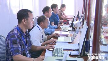 Kiện toàn đội ngũ cán bộ cấp xã - chìa khóa vận hành hiệu quả chính quyền 2 cấp