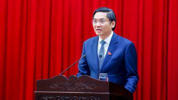Khẩn trương cụ thể hóa chủ trương của Đảng về thực hiện sắp xếp, tinh gọn tổ chức bộ máy của hệ thống chính trị *