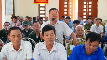 Đại biểu HĐND tỉnh tiếp xúc cử tri tại huyện Tương Dương