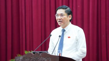 Chủ tịch HĐND tỉnh Hoàng Nghĩa Hiếu: Cần sự thống nhất cao và hành động quyết liệt, đồng bộ để Nghệ An về đích đúng hướng, đúng tầm *