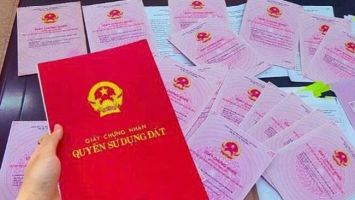 Quan tâm hướng dẫn thủ tục cấp giấy chứng nhận quyền sử dụng đất cho người dân