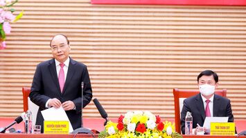 Chủ tịch nước Nguyễn Xuân Phúc làm việc với Ban Thường vụ Tỉnh ủy Nghệ An