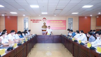 Hoạt động của cơ quan, đại biểu dân cử và yêu cầu đổi mới