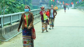 Cán bộ tỉnh không hiểu xã ta rồi