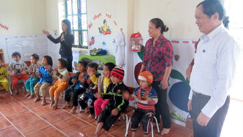 Ban Văn hóa - Xã hội khảo sát tại huyện Kỳ Sơn