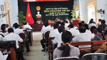 HĐND huyện Quế Phong khóa XVII tổ chức kỳ họp thứ 2