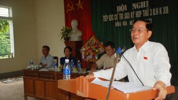 Đại biểu Quốc hội tiếp xúc cử tri huyện Quế Phong