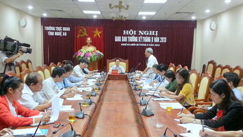 Thường trực HĐND tỉnh giao ban tháng 9