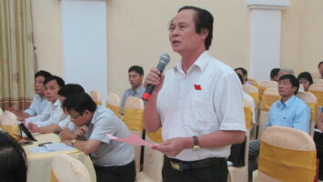 Thẳng thắn, trách nhiệm tại phiên thảo luận tại Hội trường