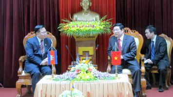 Đoàn Uỷ ban Đối ngoại, Hợp tác quốc tế, TT&TT Quốc hội Vương quốc Campuchia thăm và làm việc tại Nghệ An