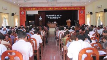 Đại biểu Quốc hội tiếp xúc cử tri Thành phố Vinh