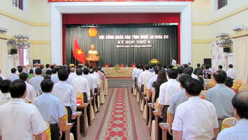 Khai mạc trọng thể Kỳ họp thứ 4, HĐND tỉnh khóa XVI, nhiệm kỳ 2011-2016