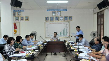 Đoàn đại biểu Quốc hội Nghệ An làm việc với một số đơn vị thực hiện chính sách BHYT