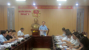 Thẩm tra dự thảo Nghị quyết về chính sách khen thưởng đối với tập thể, cá nhân đạt thành tích cao