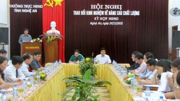 Hội nghị trao đổi kinh nghiệm về nâng cao chất lượng kỳ họp HĐND