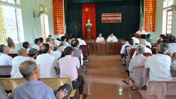 Đoàn ĐBQH Nghệ An tiếp xúc cử tri tại huyện Nam Đàn