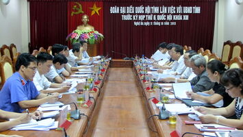 Đoàn ĐBQH làm việc với UBND tỉnh trước kỳ họp thứ 6