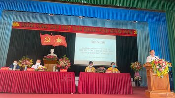 Cần có chế độ hợp lý cho cán bộ cơ sở