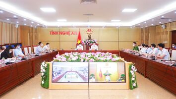 Nghệ An chỉ đạo thực hiện đồng bộ, hiệu quả các giải pháp bảo đảm trật tự an toàn giao thông