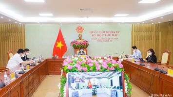 Quốc hội thảo luận tại tổ về cơ chế, chính sách đặc thù cho Nghệ An, Thanh Hóa, TT-Huế và Hải Phòng