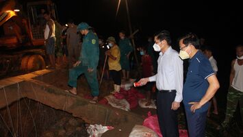 Khắc phục kịp thời sự cố vỡ đập Bàn Vàng ở huyện Yên Thành