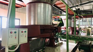 04 nhóm giải pháp miễn, giảm thuế hỗ trợ doanh nghiệp, người dân chịu tác động của dịch Covid - 19