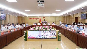 Chủ tịch UBND tỉnh: Tích cực hỗ trợ, tháo gỡ khó khăn cho người dân, doanh nghiệp