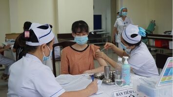 Bộ Y tế yêu cầu tuân thủ quy trình tiêm chủng tại các địa phương