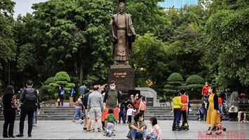 Bộ Y tế đề nghị dừng các hoạt động đông người không cần thiết dịp Tết Nguyên đán